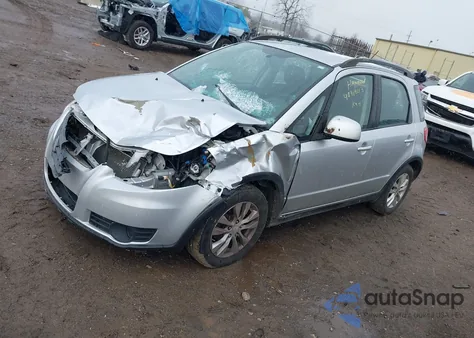 2013 Suzuki Sx4 Premium z USA, uszkodzony, nr VIN JS2YB5A37D6101029